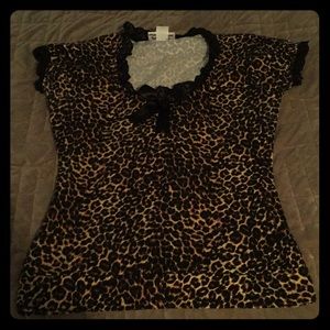 Deadly Dames by Micheline Pitt